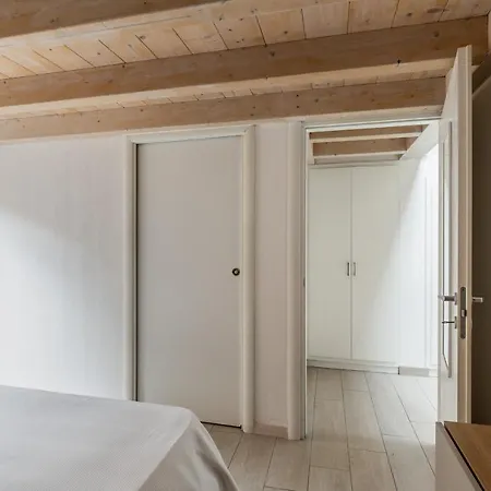 Giorgi Homes - Erbosa Duplex By Wonderful Italy Daire